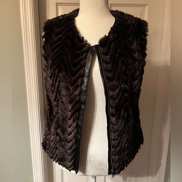 Sanctuary Faux Fur and Leather Vest-Size Medium - Picture 1 of 13